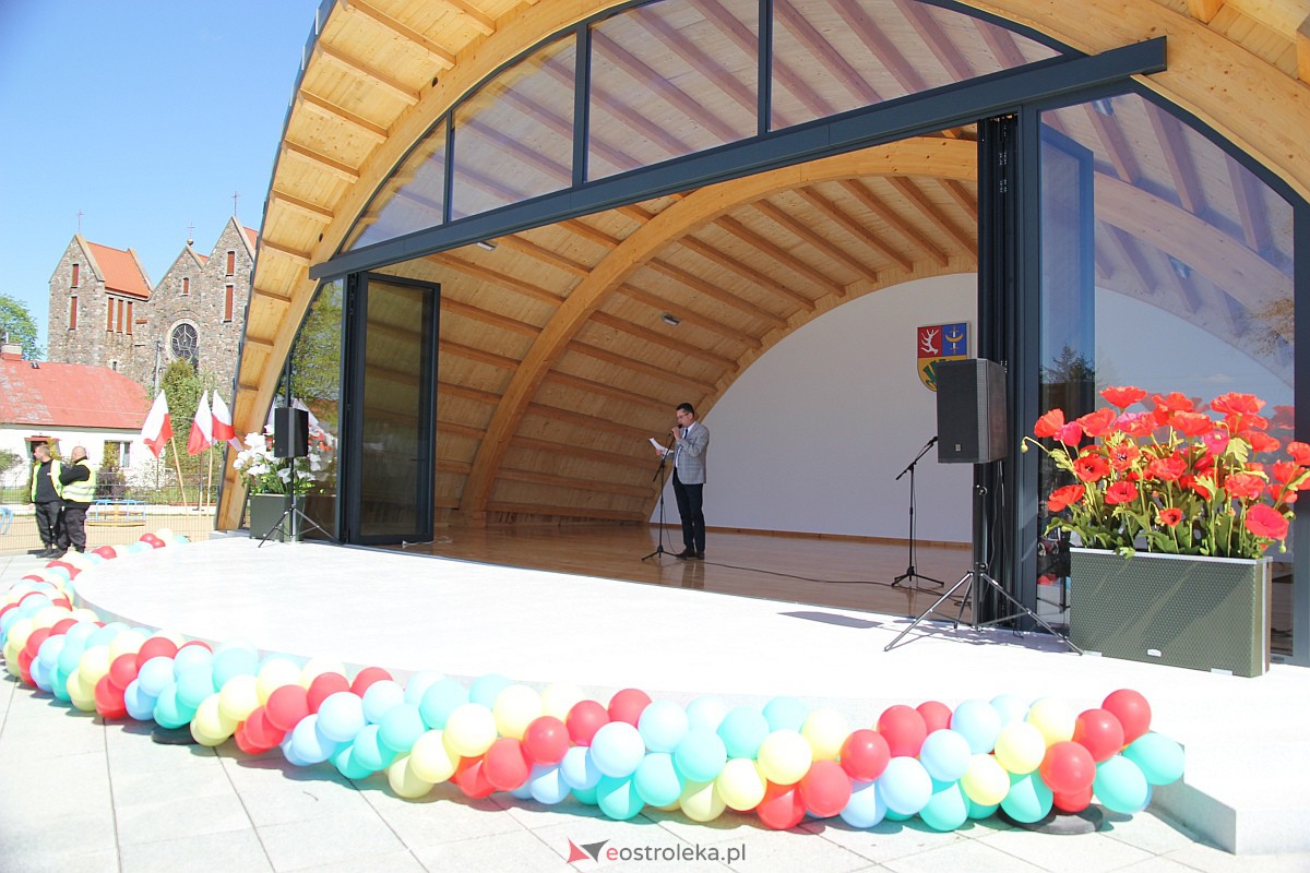 Uroczyste otwarcie nowego amfiteatru w Troszynie [30.04.2023] - zdjęcie #31 - eOstroleka.pl