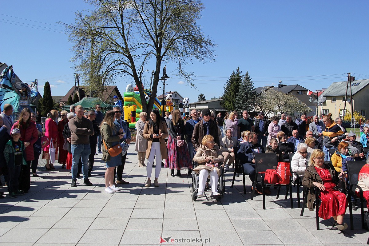 Uroczyste otwarcie nowego amfiteatru w Troszynie [30.04.2023] - zdjęcie #27 - eOstroleka.pl
