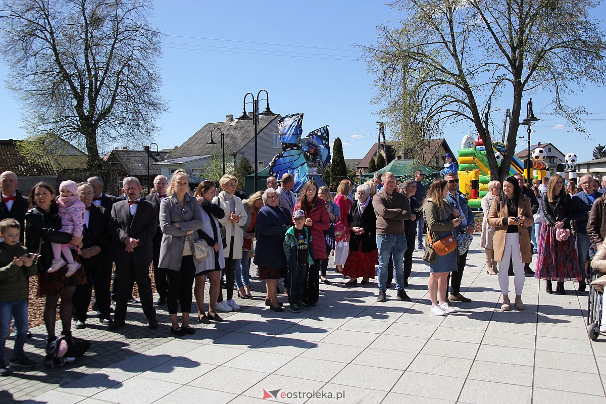 Uroczyste otwarcie nowego amfiteatru w Troszynie [30.04.2023] - zdjęcie #25 - eOstroleka.pl