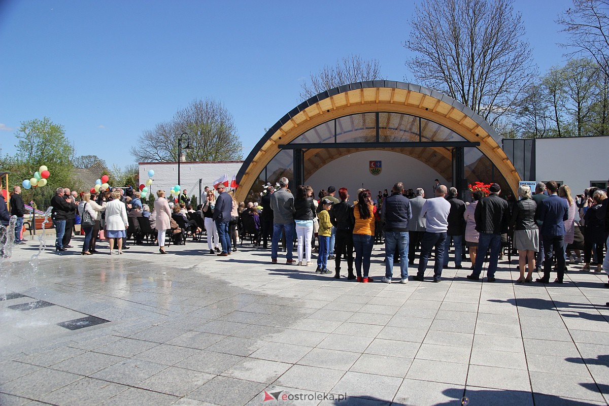 Uroczyste otwarcie nowego amfiteatru w Troszynie [30.04.2023] - zdjęcie #76 - eOstroleka.pl