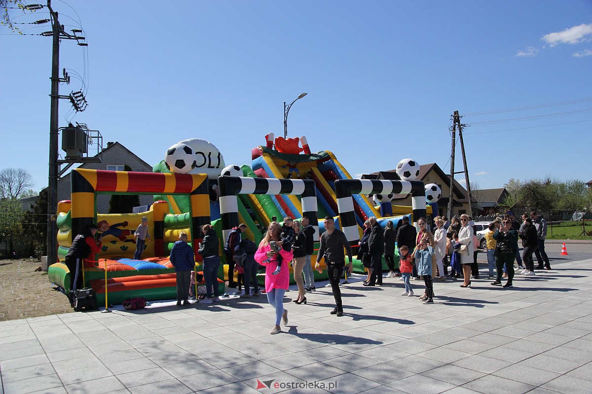 Uroczyste otwarcie nowego amfiteatru w Troszynie [30.04.2023] - zdjęcie #70 - eOstroleka.pl