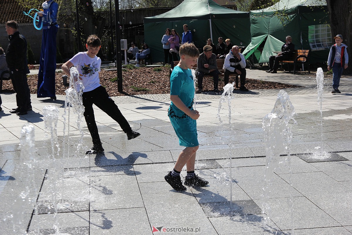 Uroczyste otwarcie nowego amfiteatru w Troszynie [30.04.2023] - zdjęcie #24 - eOstroleka.pl