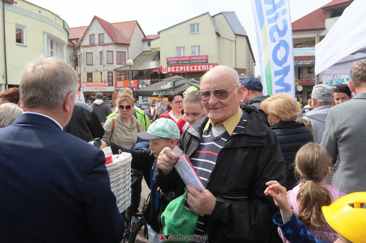 Dzień Flagi RP w Ostrołęce [02.05.2023] - zdjęcie #15 - eOstroleka.pl