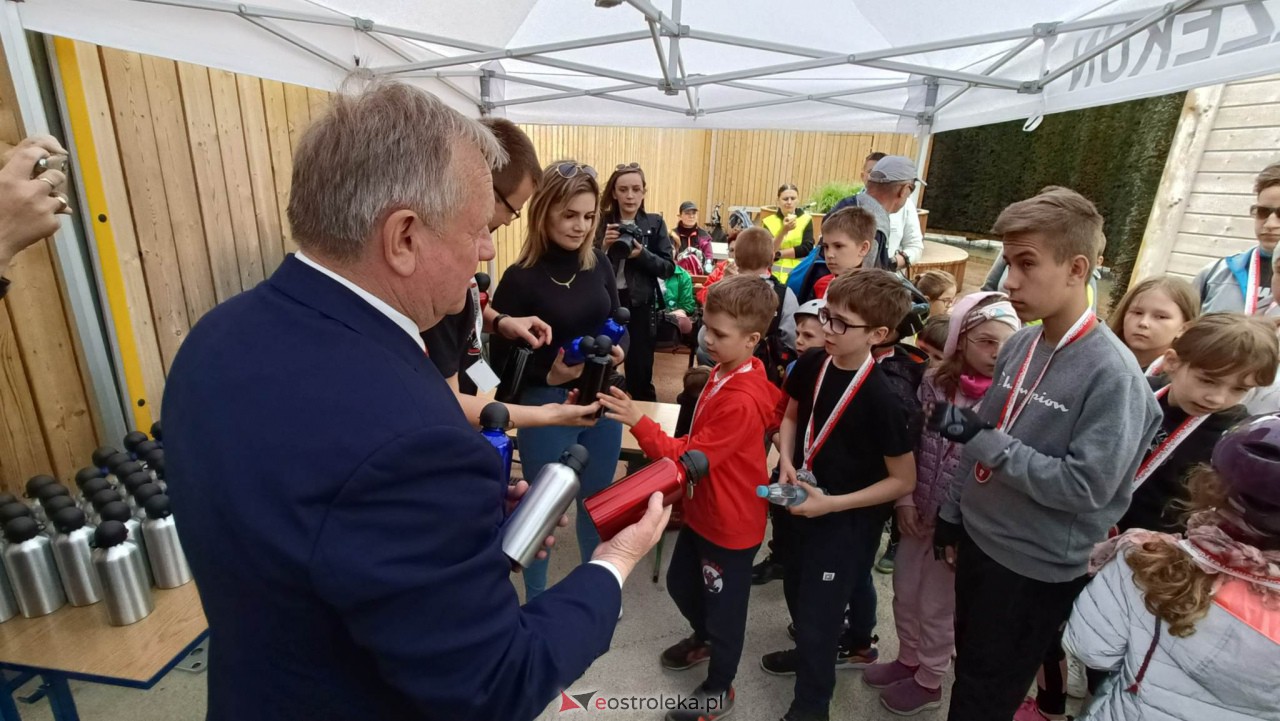 Rajd rowerowy w Ostrołęce [02.05.2023] - zdjęcie #49 - eOstroleka.pl