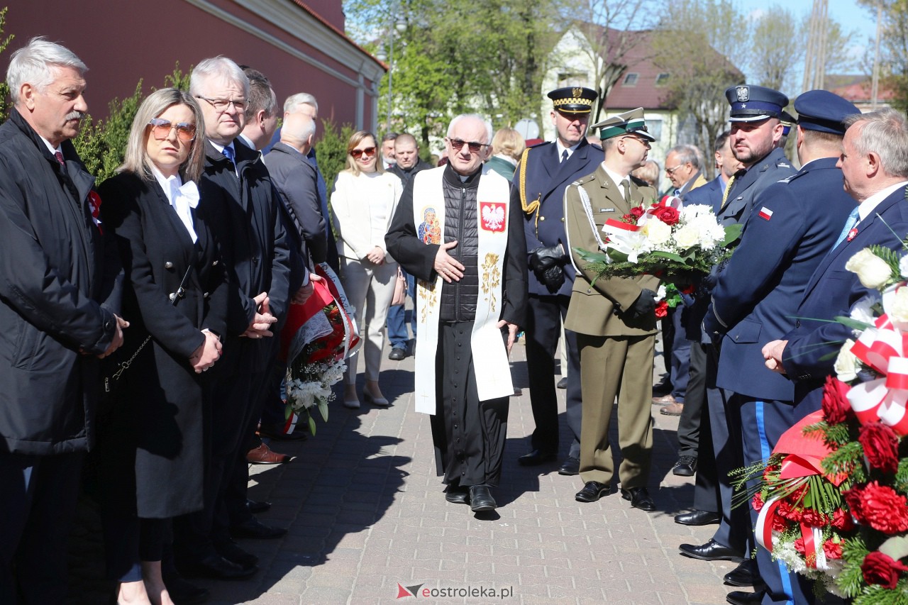 Miejskie obchody Narodowego Święta Konstytucji 3 Maja [03.05.2023] - zdjęcie #3 - eOstroleka.pl