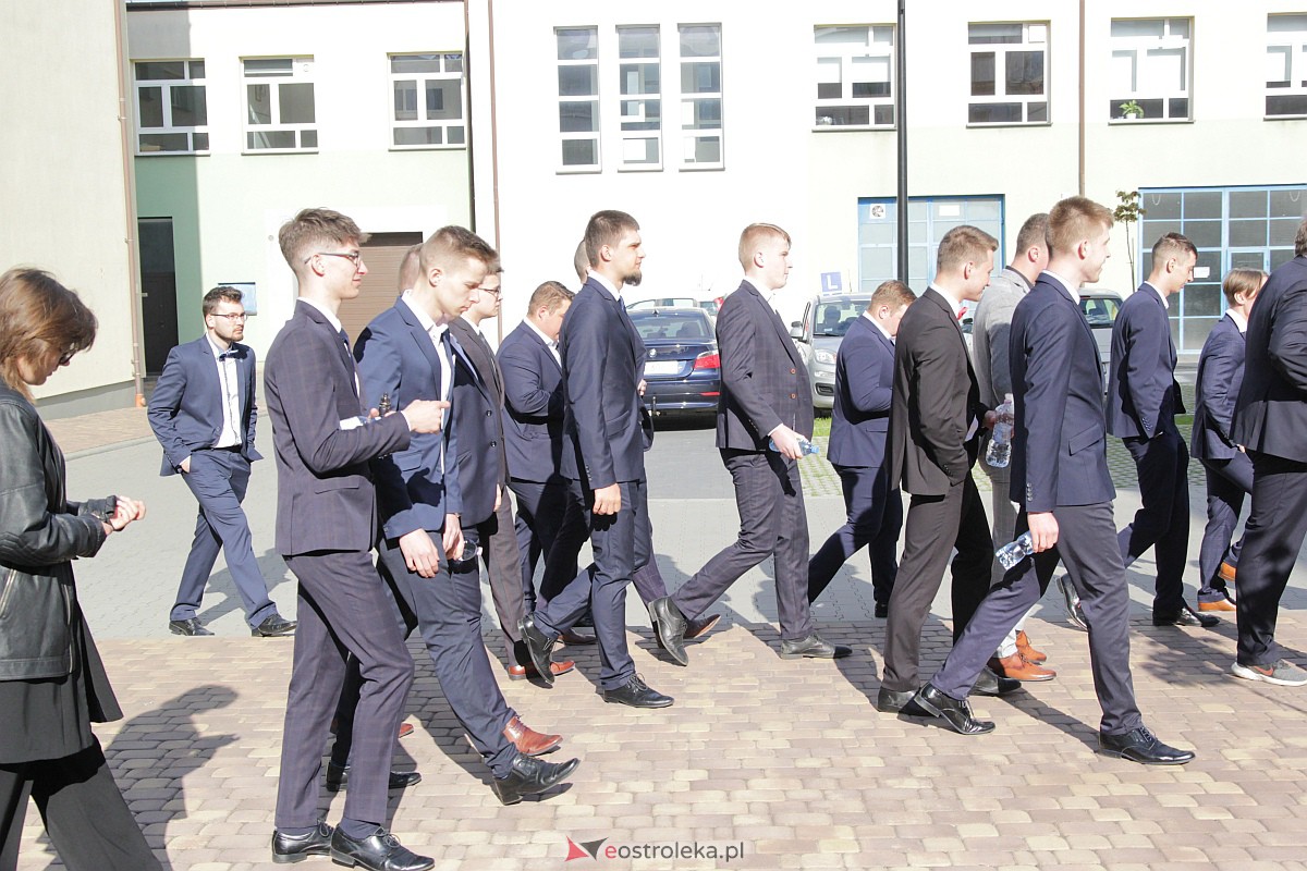 Matura 2023 - egzamin z j. polskiego w ZSZ nr 1 [04.05.2023] - zdjęcie #14 - eOstroleka.pl