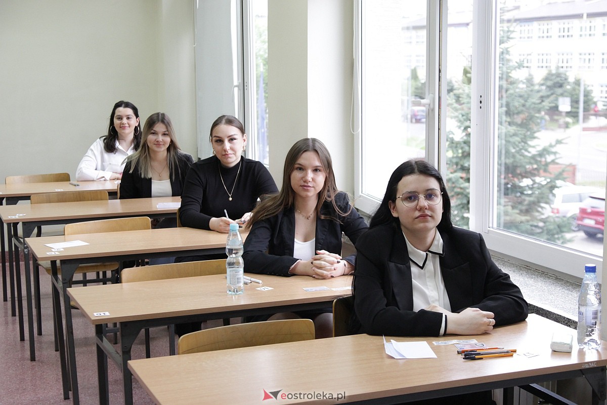 Matura 2023 - egzamin z języka obcego [05.05.2023] - zdjęcie #14 - eOstroleka.pl