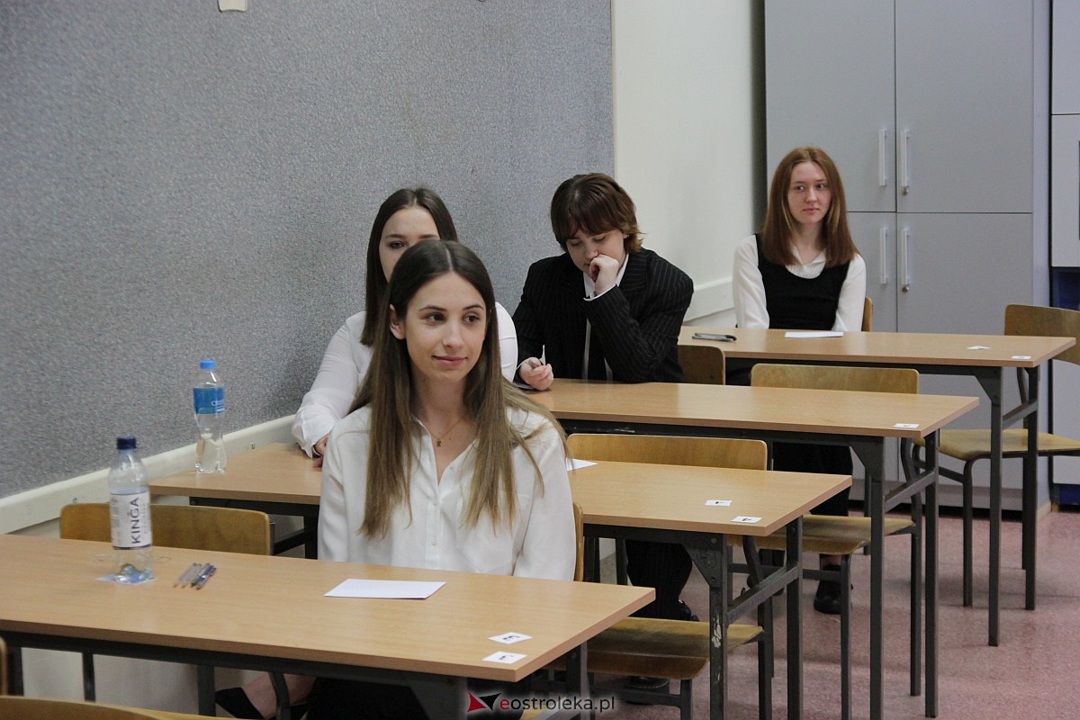 Matura 2023 - egzamin z języka obcego [05.05.2023] - zdjęcie #11 - eOstroleka.pl