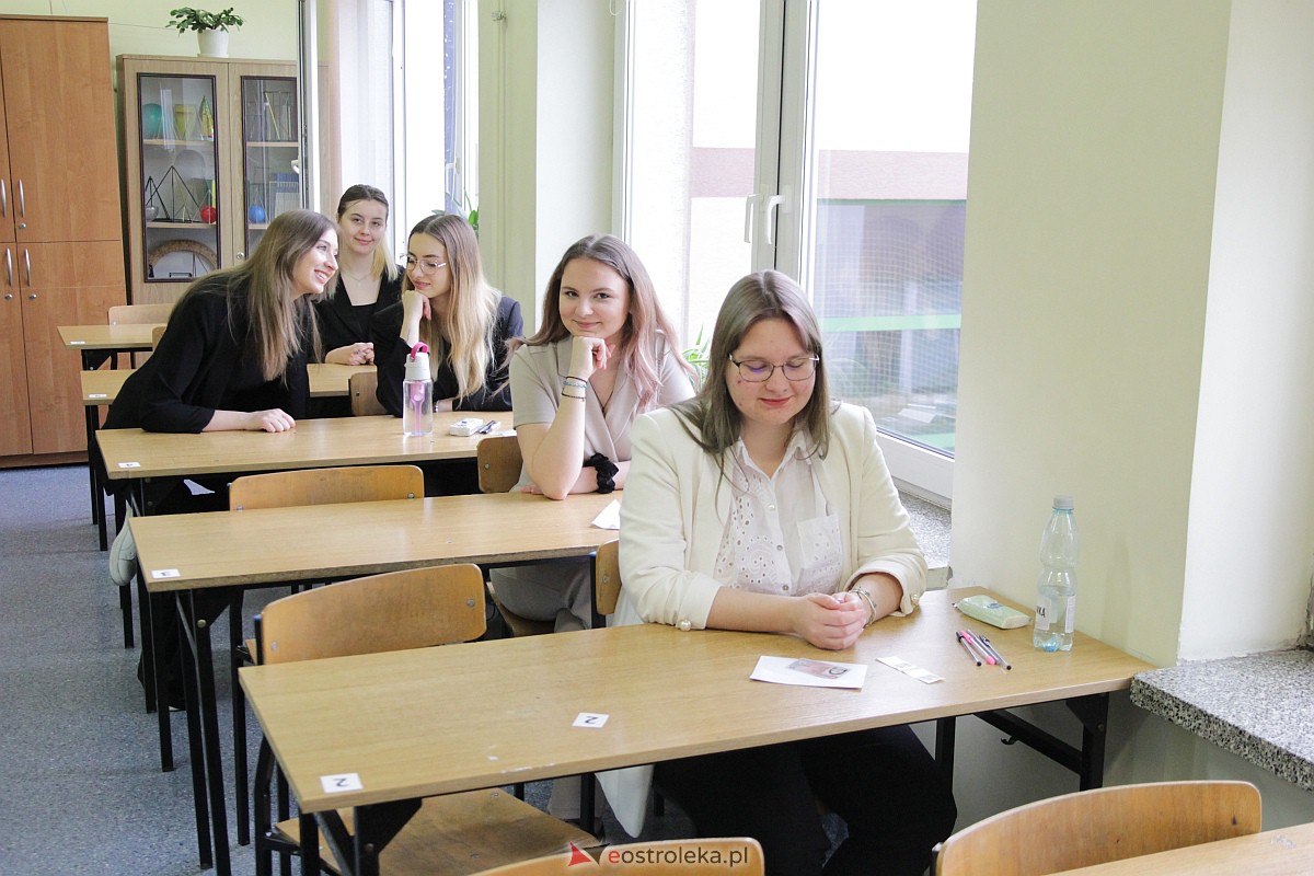 Matura 2023 - egzamin z języka obcego [05.05.2023] - zdjęcie #5 - eOstroleka.pl