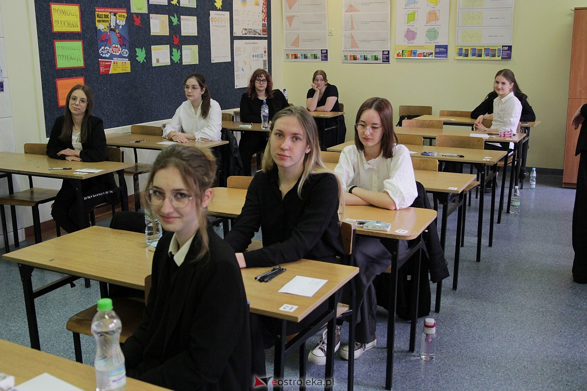 Matura 2023 - egzamin z języka obcego [05.05.2023] - zdjęcie #2 - eOstroleka.pl