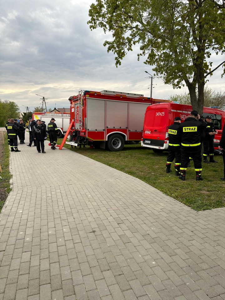 Majówka pozarządowa w Czerwinie [02.05.2023] - zdjęcie #122 - eOstroleka.pl