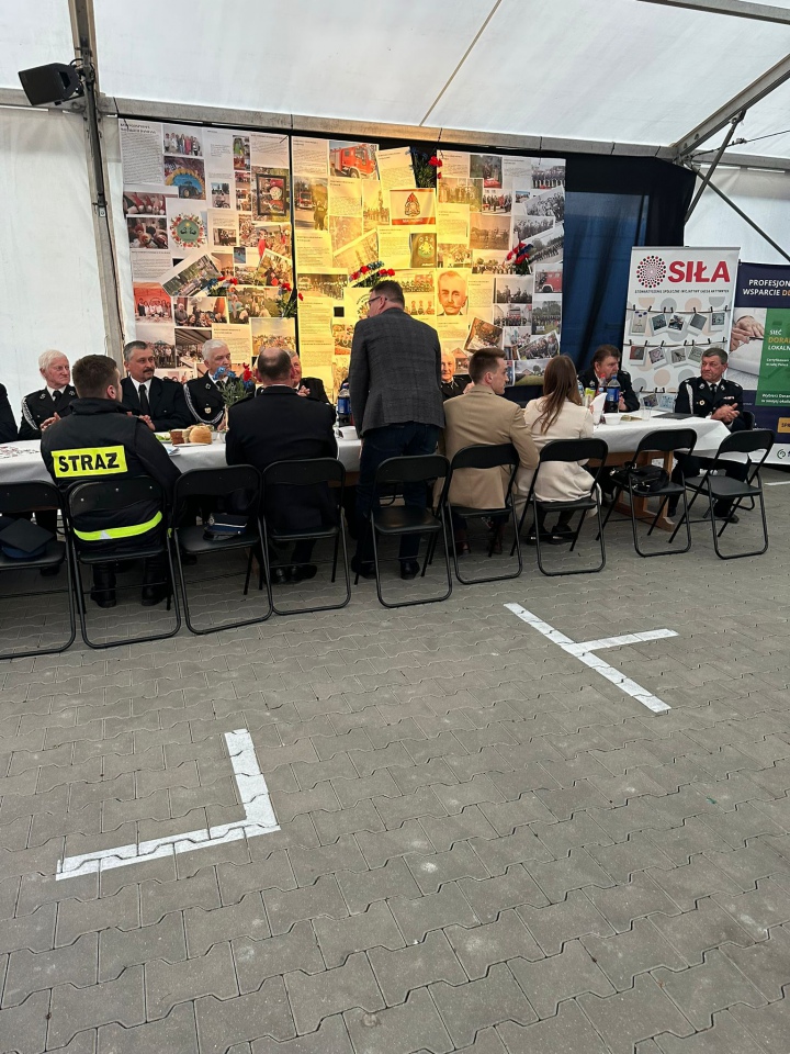 Majówka pozarządowa w Czerwinie [02.05.2023] - zdjęcie #91 - eOstroleka.pl