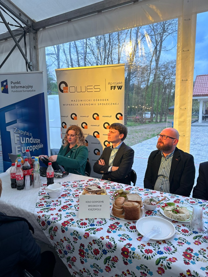 Majówka pozarządowa w Czerwinie [02.05.2023] - zdjęcie #88 - eOstroleka.pl