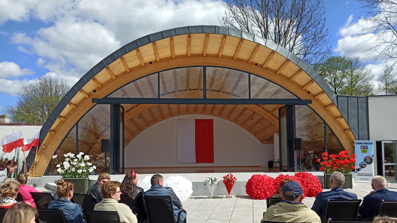 Święto Konstytucji 3 Maja. Tak świętowano w Troszynie! [05.05.2023] - zdjęcie #46 - eOstroleka.pl