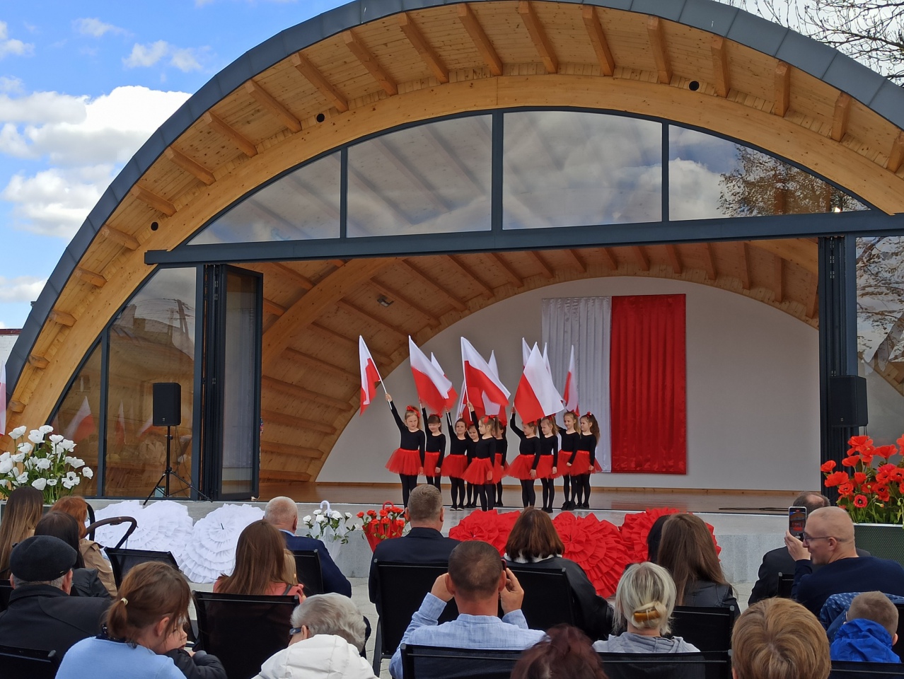 Święto Konstytucji 3 Maja. Tak świętowano w Troszynie! [05.05.2023] - zdjęcie #39 - eOstroleka.pl