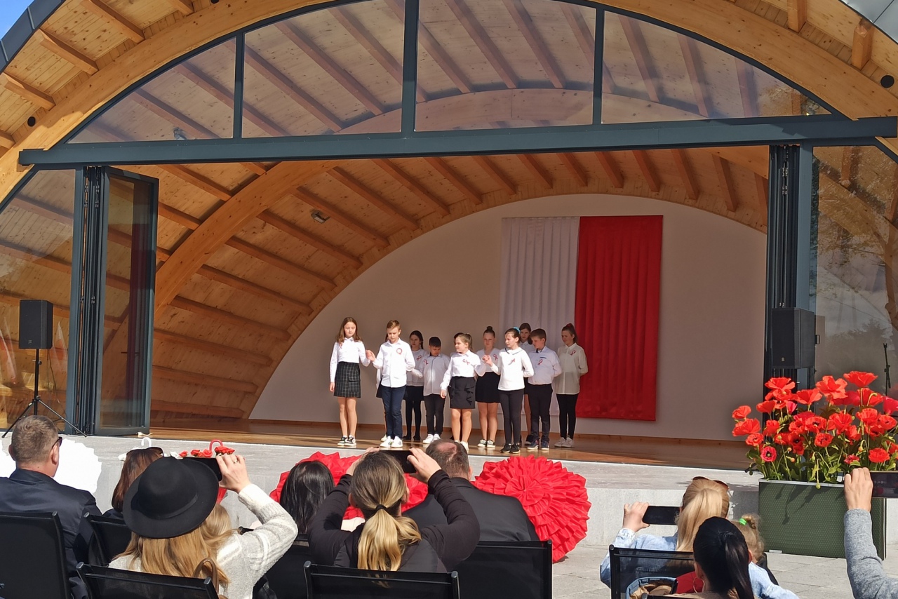 Święto Konstytucji 3 Maja. Tak świętowano w Troszynie! [05.05.2023] - zdjęcie #36 - eOstroleka.pl