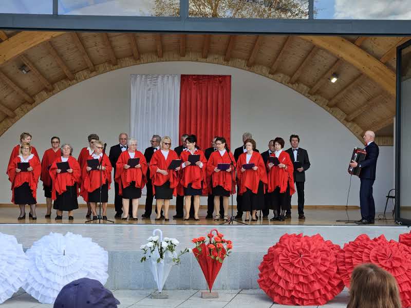 Święto Konstytucji 3 Maja. Tak świętowano w Troszynie! [05.05.2023] - zdjęcie #35 - eOstroleka.pl