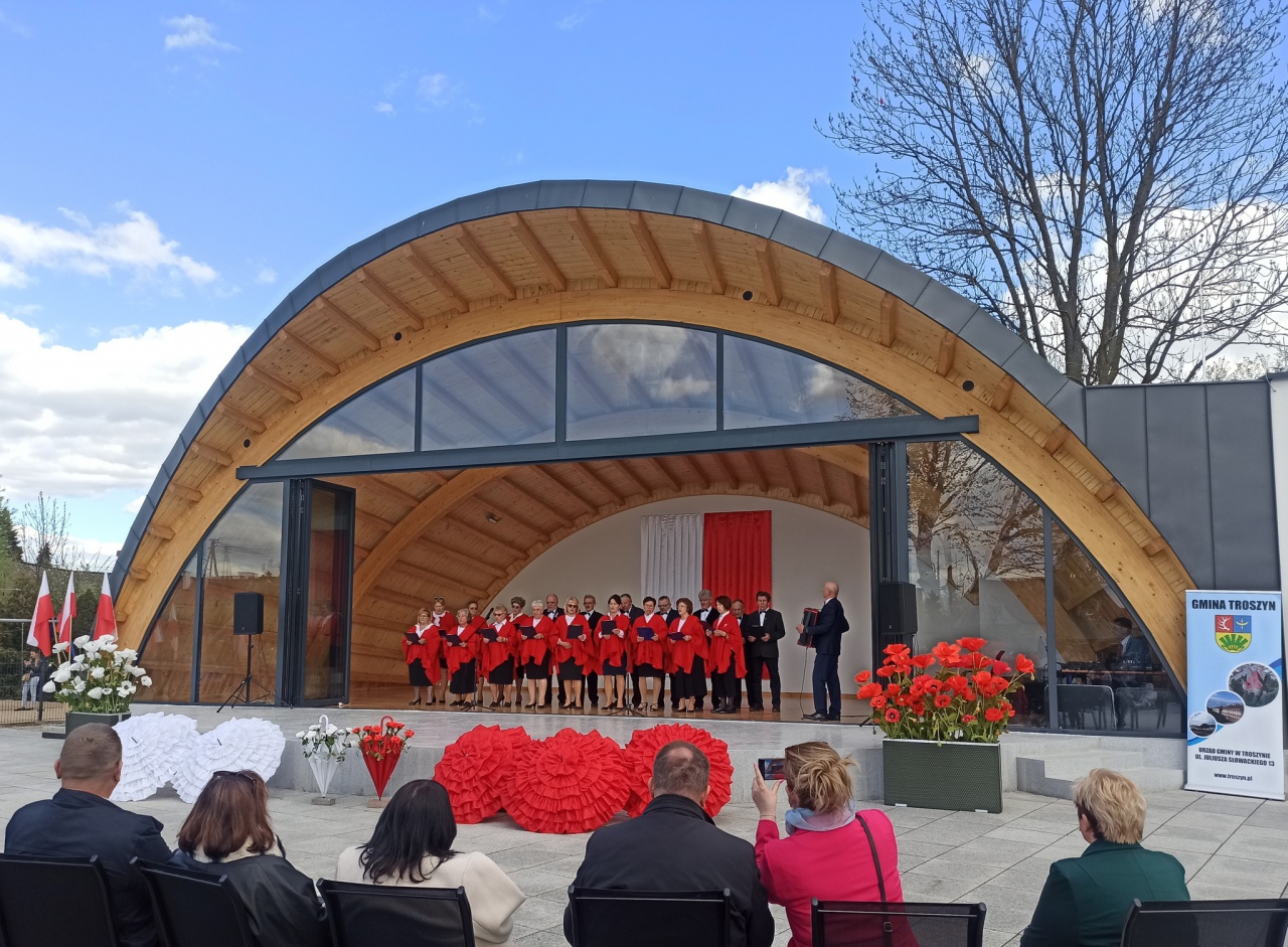 Święto Konstytucji 3 Maja. Tak świętowano w Troszynie! [05.05.2023] - zdjęcie #24 - eOstroleka.pl