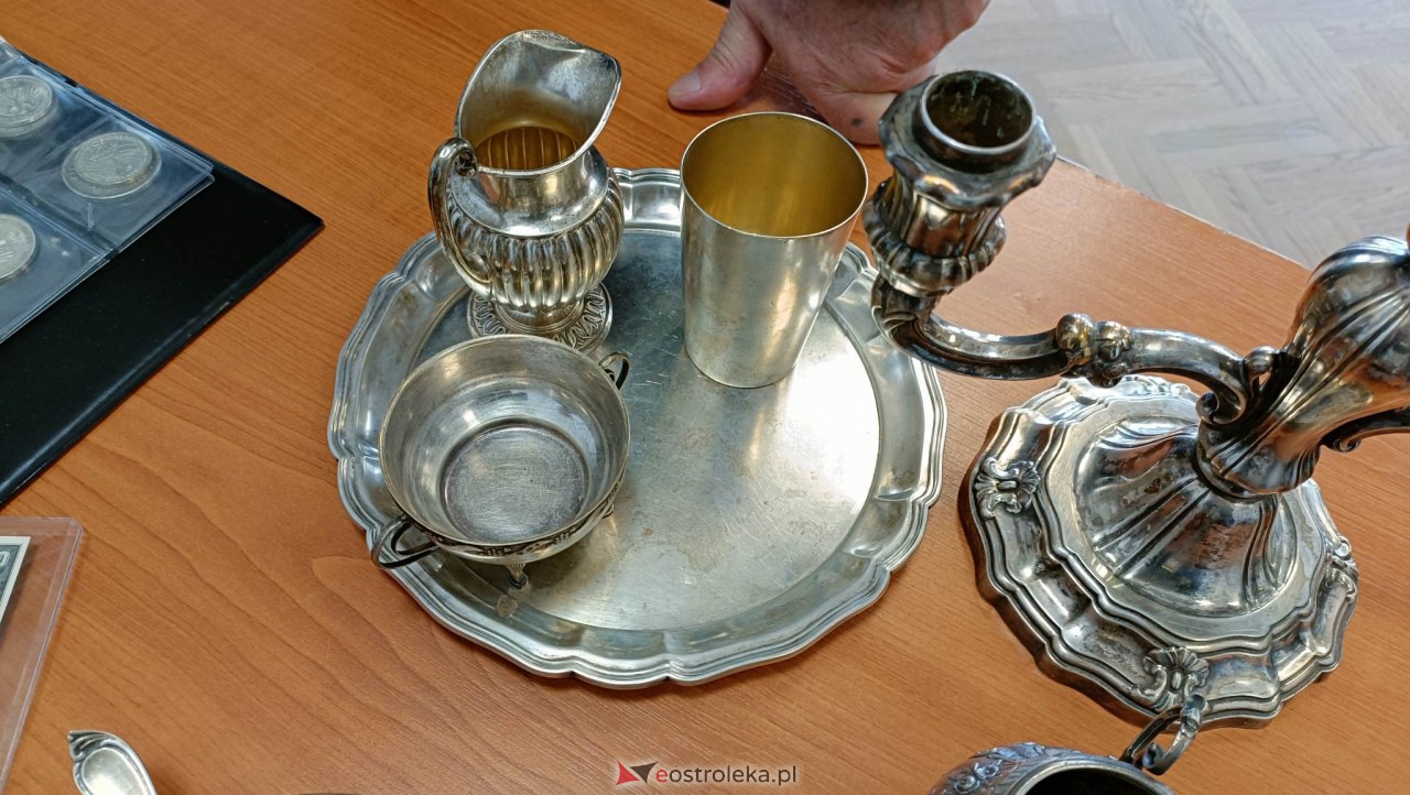 Zaglądamy na giełdę kolekcjonerską w Klubie Lokator. Co dziś było w ofercie? [07.05.2023] - zdjęcie #23 - eOstroleka.pl