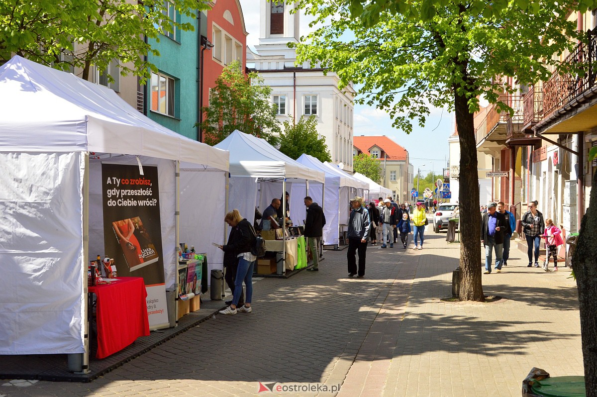 Ostrołęki Festiwal Książki. Dziś króluje tematyka dla najmłodszych czytelników [07.05.2023] - zdjęcie #42 - eOstroleka.pl