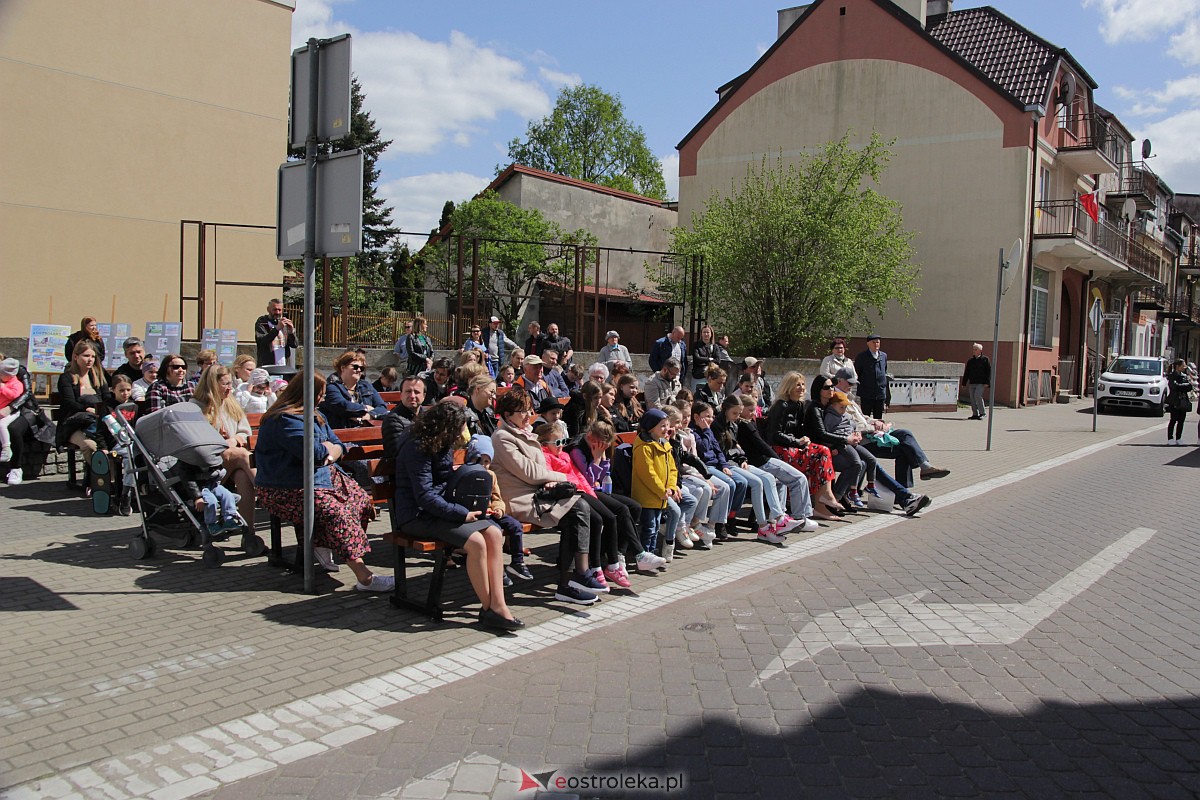 Ostrołęki Festiwal Książki. Dziś króluje tematyka dla najmłodszych czytelników [07.05.2023] - zdjęcie #1 - eOstroleka.pl