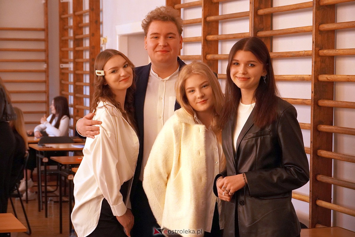 Matura 2023: II LO w Ostrołęce - matematyka [8.05.2023] - zdjęcie #23 - eOstroleka.pl