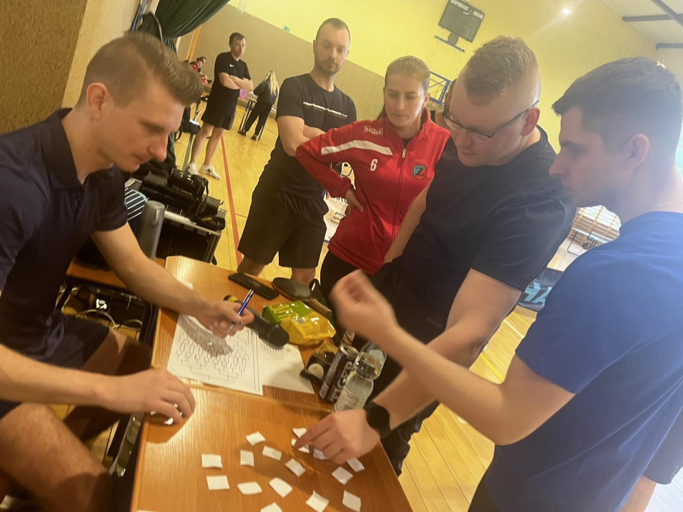 Turnieju Tenisa Stołowego „Przyjaciele Patrykowi” - zdjęcie #15 - eOstroleka.pl