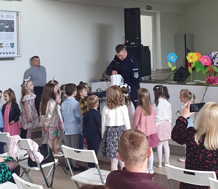 II Gminny Konkurs Recytatorski w Łysych - zdjęcie #8 - eOstroleka.pl
