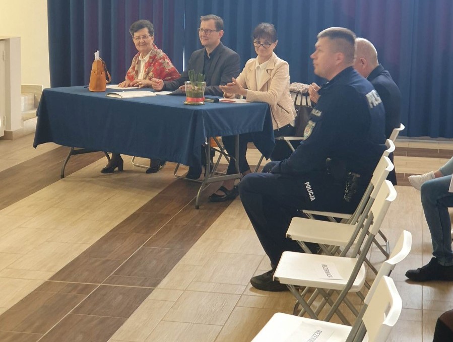 II Gminny Konkurs Recytatorski w Łysych - zdjęcie #3 - eOstroleka.pl