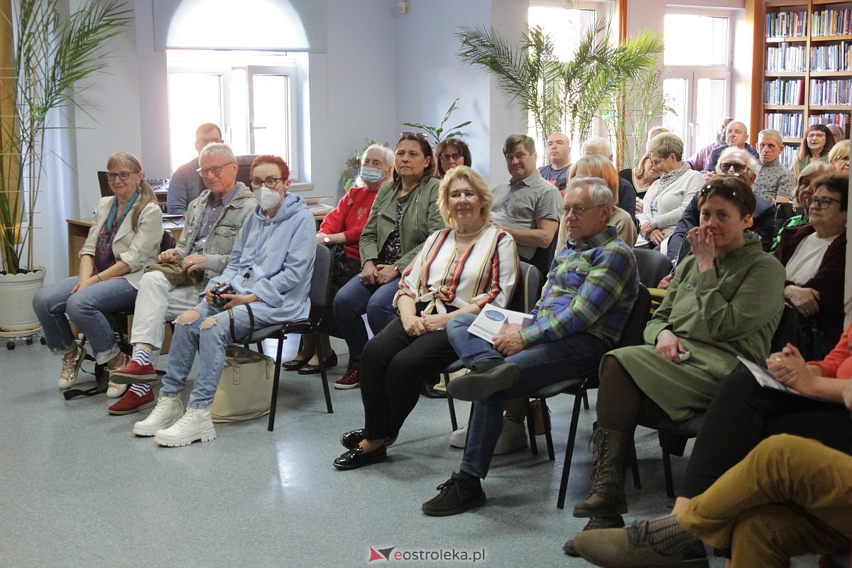 Spotkanie autorskie ze Stanisławem Brejdygantem [08.05.2023] - zdjęcie #25 - eOstroleka.pl