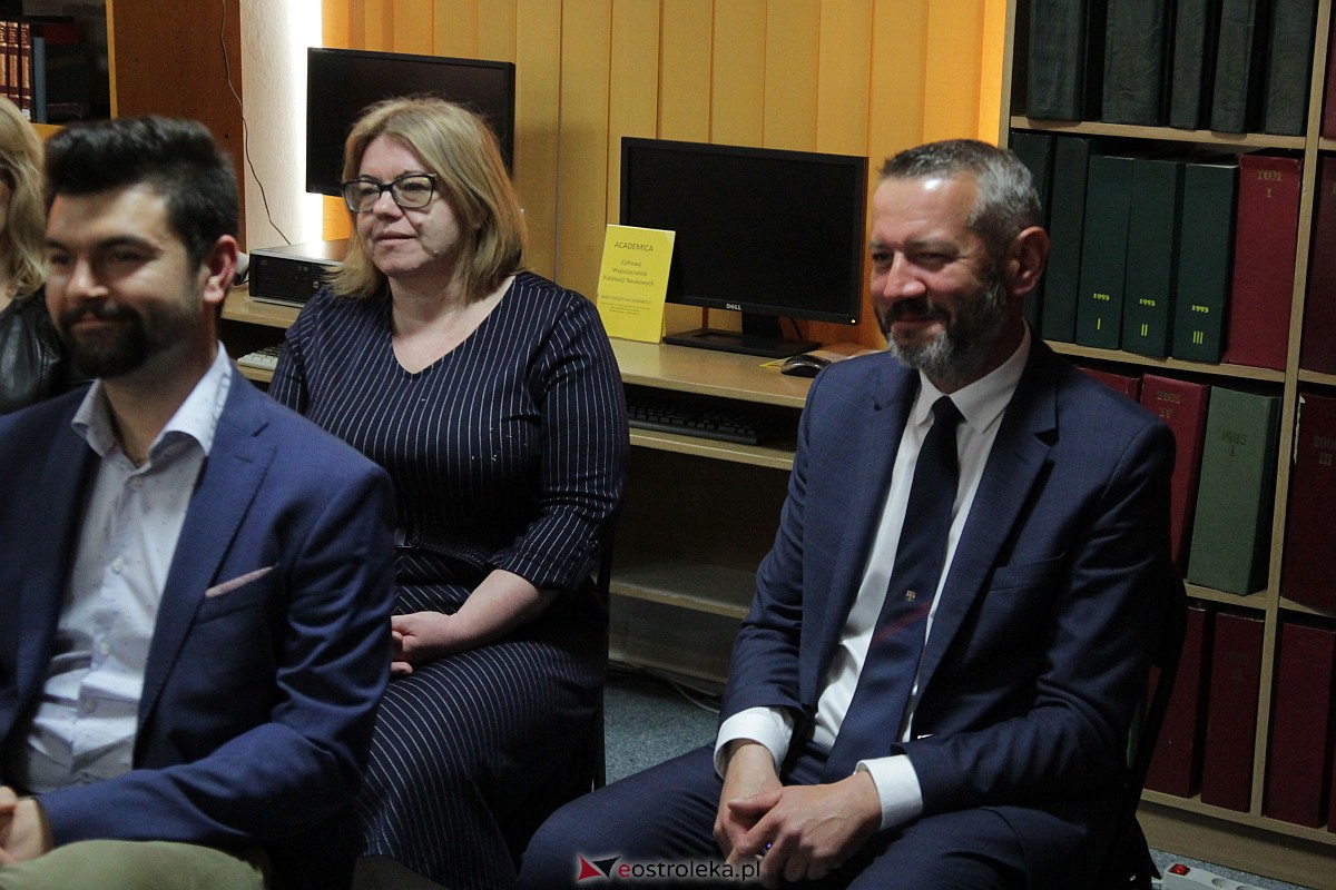 Spotkanie autorskie ze Stanisławem Brejdygantem [08.05.2023] - zdjęcie #21 - eOstroleka.pl