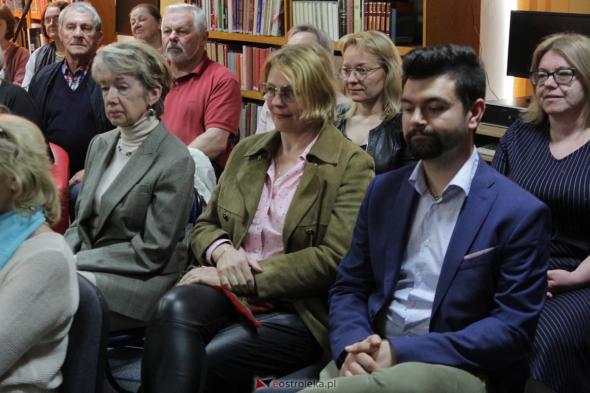 Spotkanie autorskie ze Stanisławem Brejdygantem [08.05.2023] - zdjęcie #20 - eOstroleka.pl