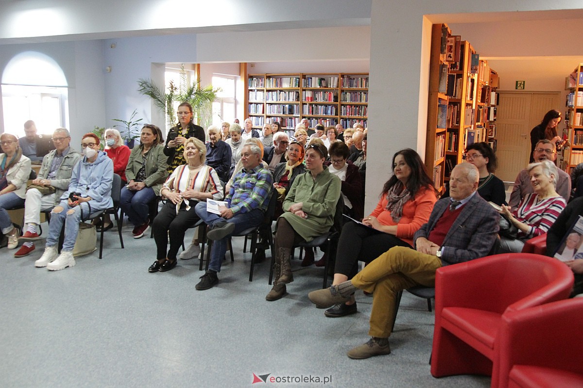 Spotkanie autorskie ze Stanisławem Brejdygantem [08.05.2023] - zdjęcie #17 - eOstroleka.pl
