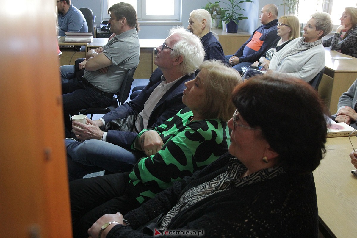 Spotkanie autorskie ze Stanisławem Brejdygantem [08.05.2023] - zdjęcie #9 - eOstroleka.pl