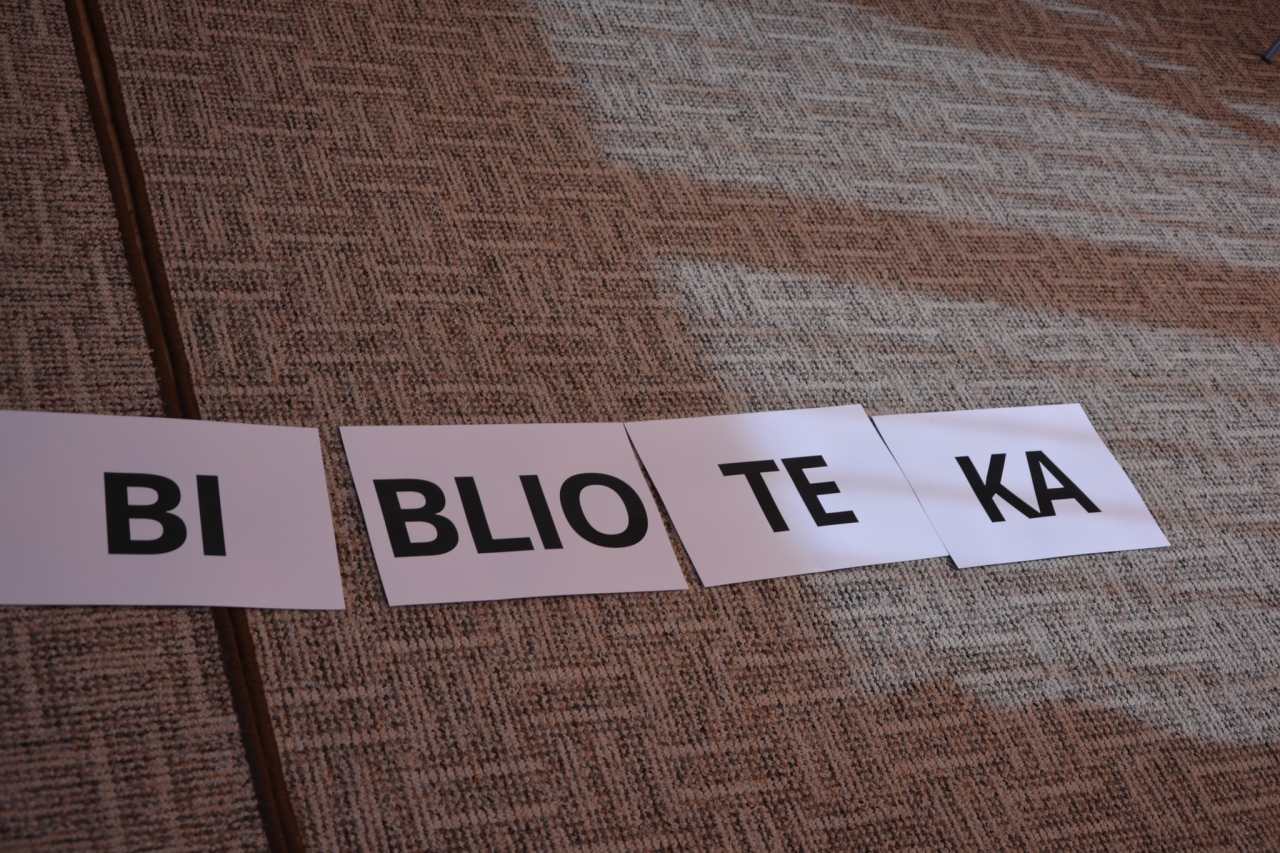 Pasowanie na czytelnika biblioteki w Lelisie  - zdjęcie #3 - eOstroleka.pl