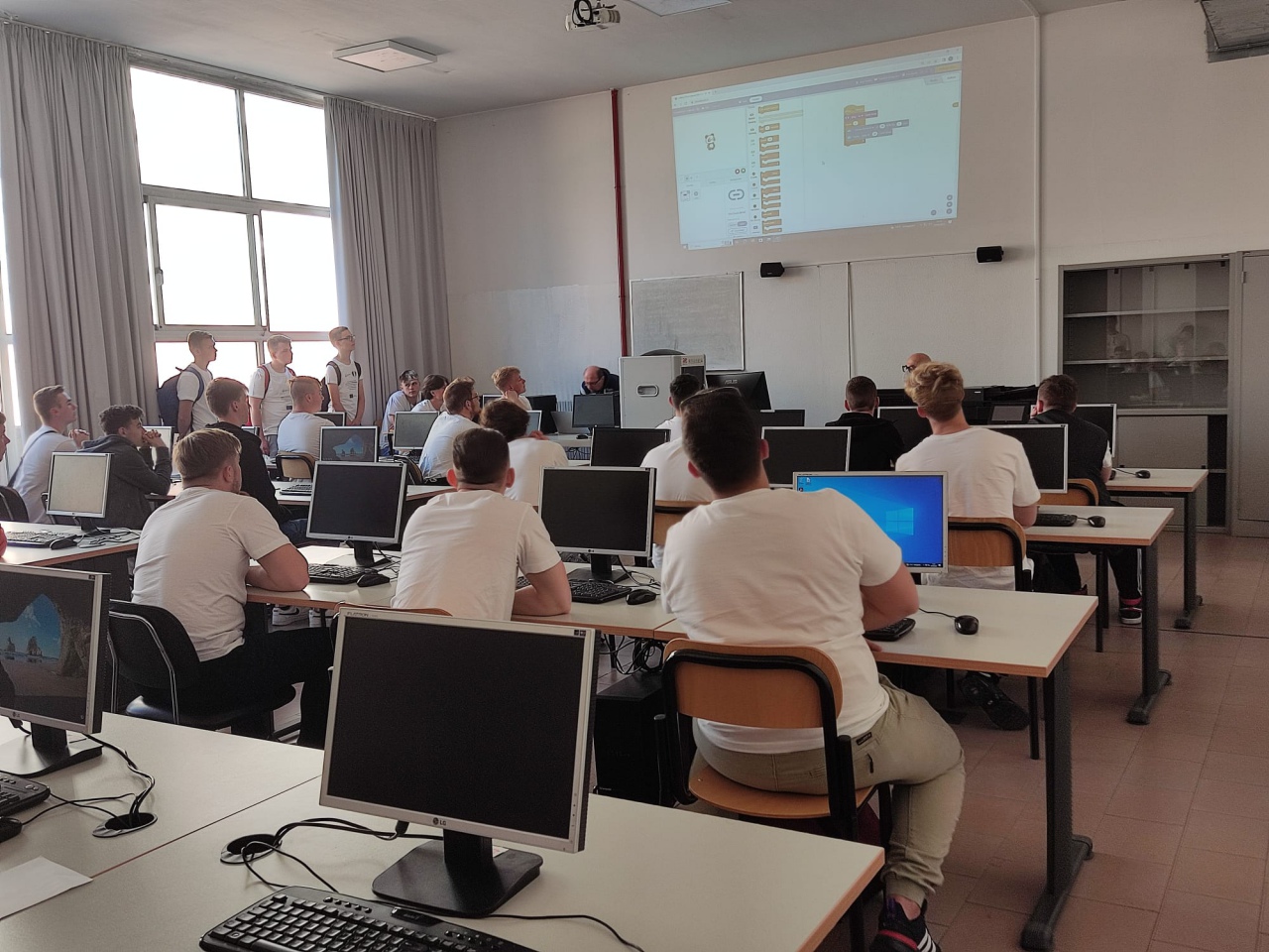 Kolejna edycja projektu edukacyjnego realizowanego we Włoszech przez uczniów ZSZ Nr 1 w Ostrołęce. - zdjęcie #4 - eOstroleka.pl