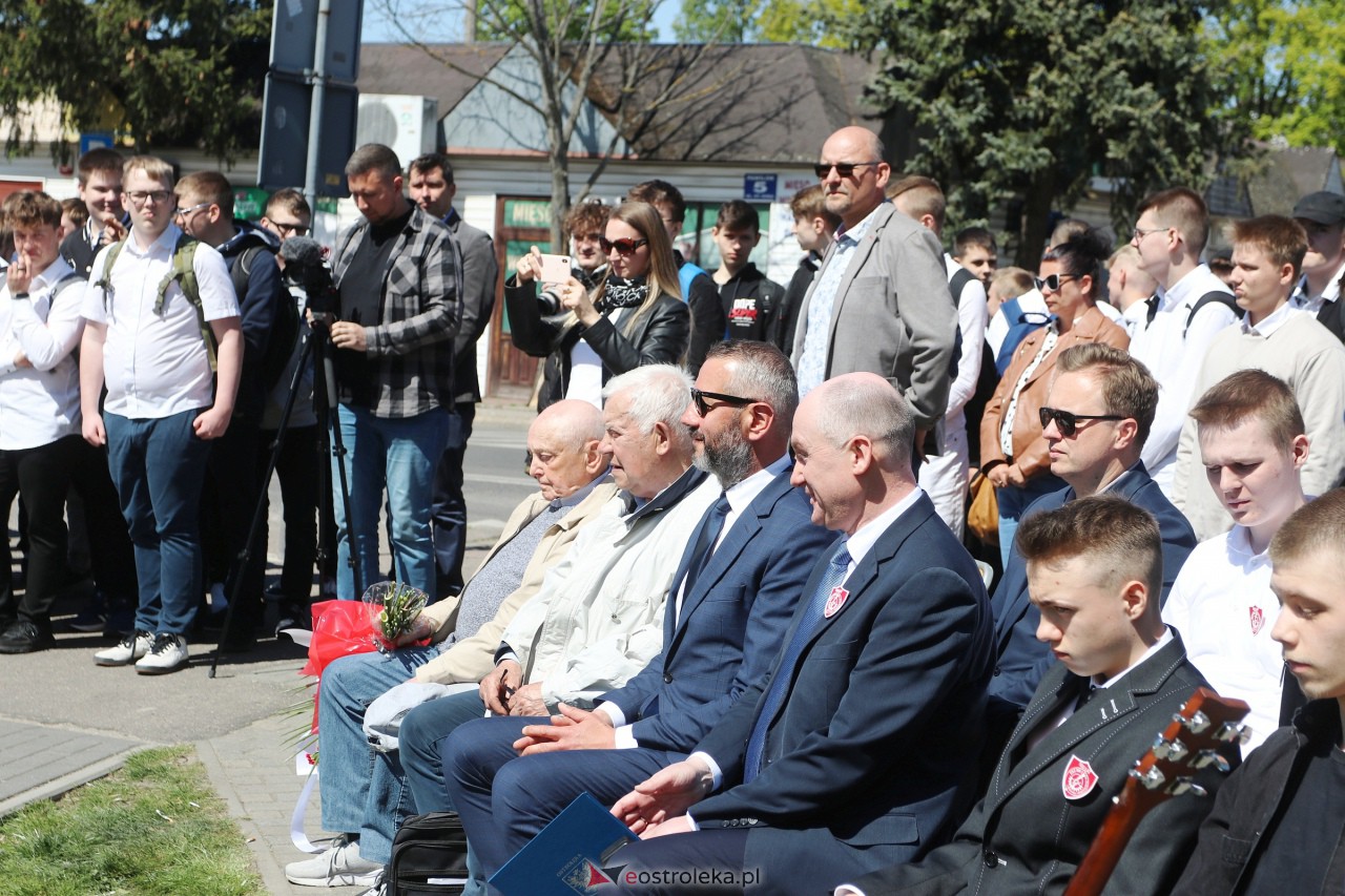 Uroczyste odsłonięcie tablicy upamiętniającej doktora Józefa Psarskiego [10.05.2023] - zdjęcie #118 - eOstroleka.pl
