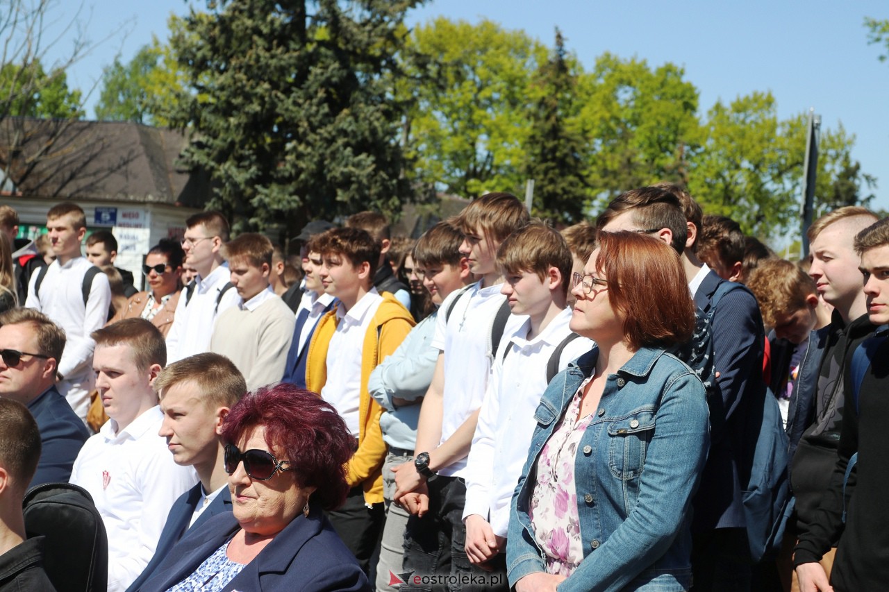 Uroczyste odsłonięcie tablicy upamiętniającej doktora Józefa Psarskiego [10.05.2023] - zdjęcie #110 - eOstroleka.pl