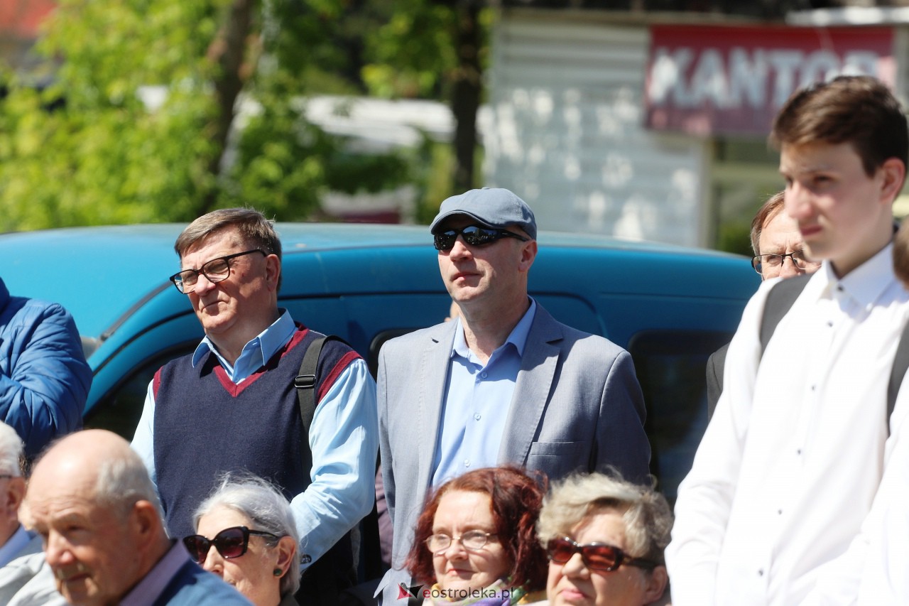 Uroczyste odsłonięcie tablicy upamiętniającej doktora Józefa Psarskiego [10.05.2023] - zdjęcie #90 - eOstroleka.pl