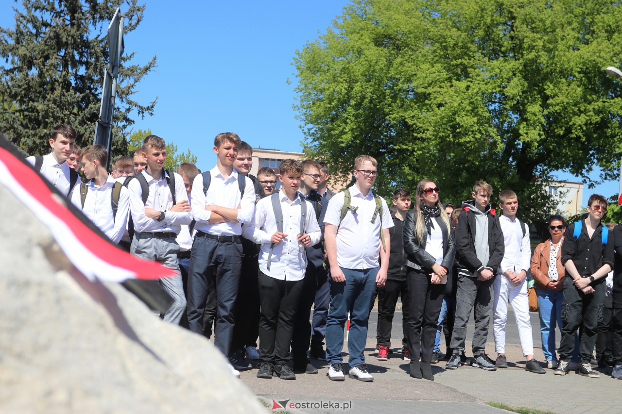 Uroczyste odsłonięcie tablicy upamiętniającej doktora Józefa Psarskiego [10.05.2023] - zdjęcie #14 - eOstroleka.pl