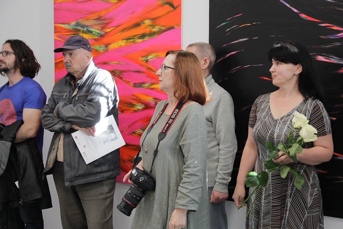 Wernisaż wystawy Raz, Dwa, Trzy w Galerii Ostrołęka [11.05.2023] - zdjęcie #31 - eOstroleka.pl