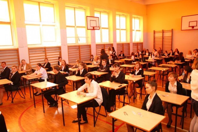 Matura polski I lo (04-05.2011) - zdjęcie #26 - eOstroleka.pl