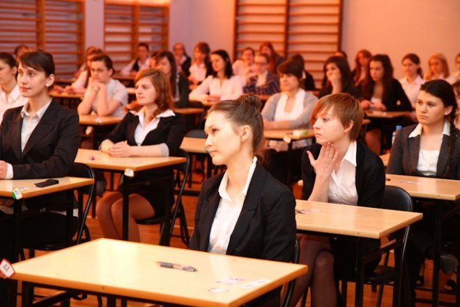 Matura polski I lo (04-05.2011) - zdjęcie #10 - eOstroleka.pl