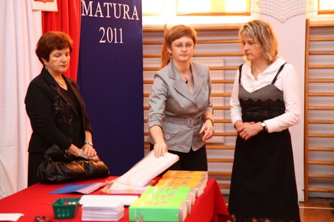 Matura polski I lo (04-05.2011) - zdjęcie #2 - eOstroleka.pl