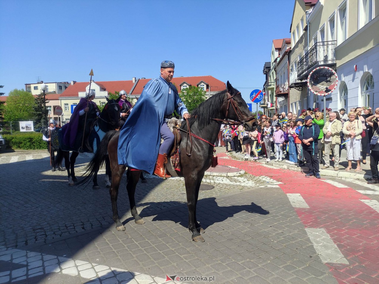 Parada historyczna z okazji 650-lecia miasta [12.05.2023] - zdjęcie #21 - eOstroleka.pl