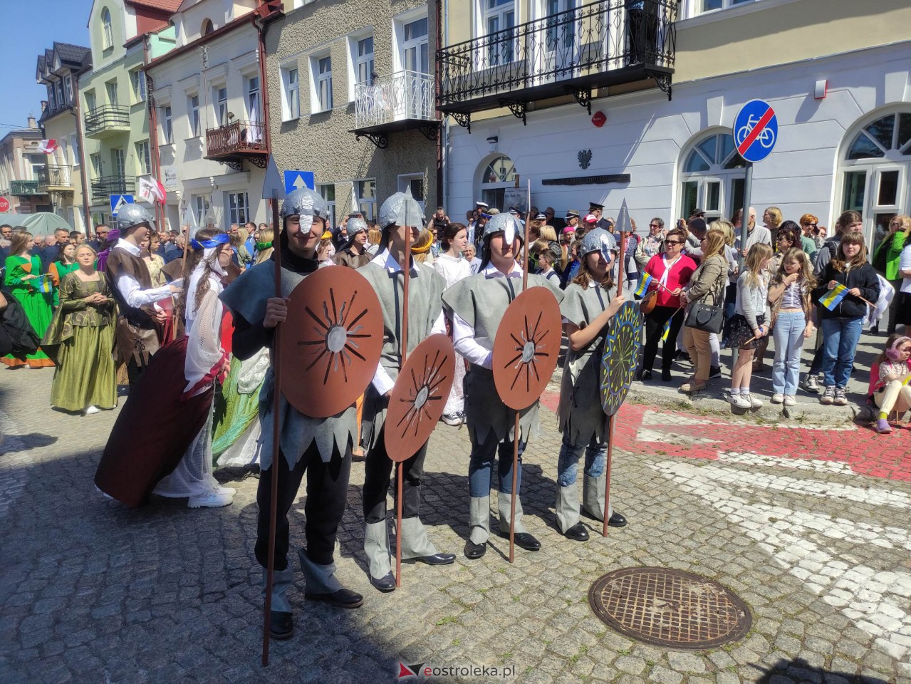 Parada historyczna z okazji 650-lecia miasta [12.05.2023] - zdjęcie #41 - eOstroleka.pl