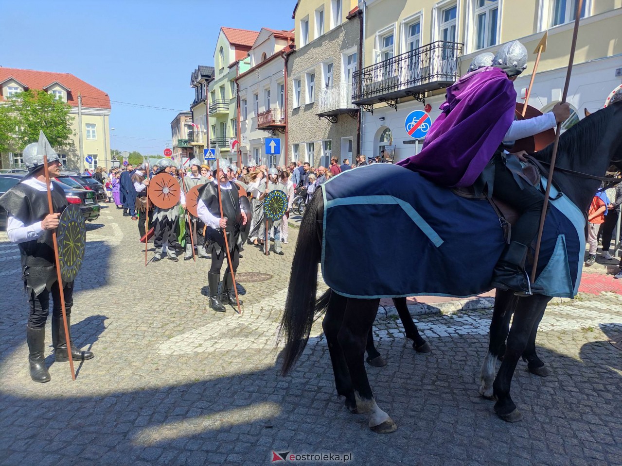 Parada historyczna z okazji 650-lecia miasta [12.05.2023] - zdjęcie #27 - eOstroleka.pl