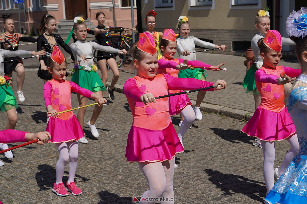 Parada historyczna z okazji 650-lecia miasta [12.05.2023] - zdjęcie #193 - eOstroleka.pl