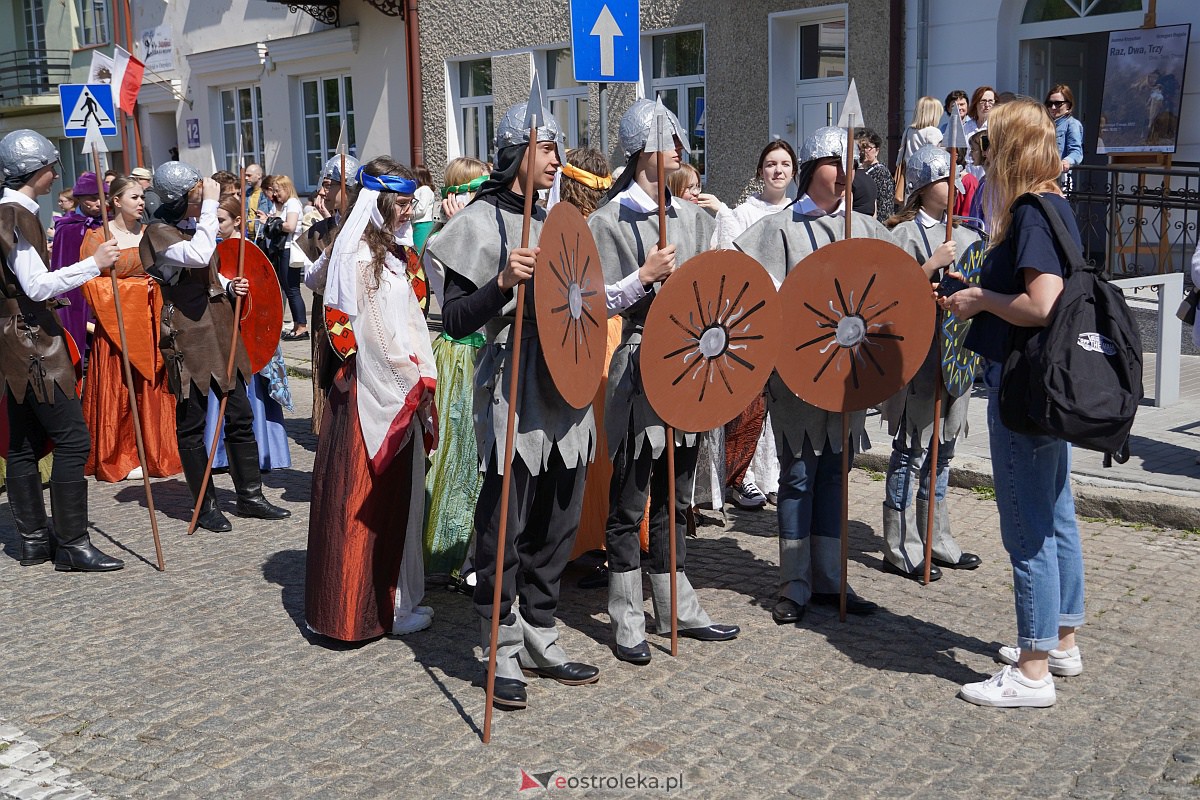 Parada historyczna z okazji 650-lecia miasta [12.05.2023] - zdjęcie #185 - eOstroleka.pl