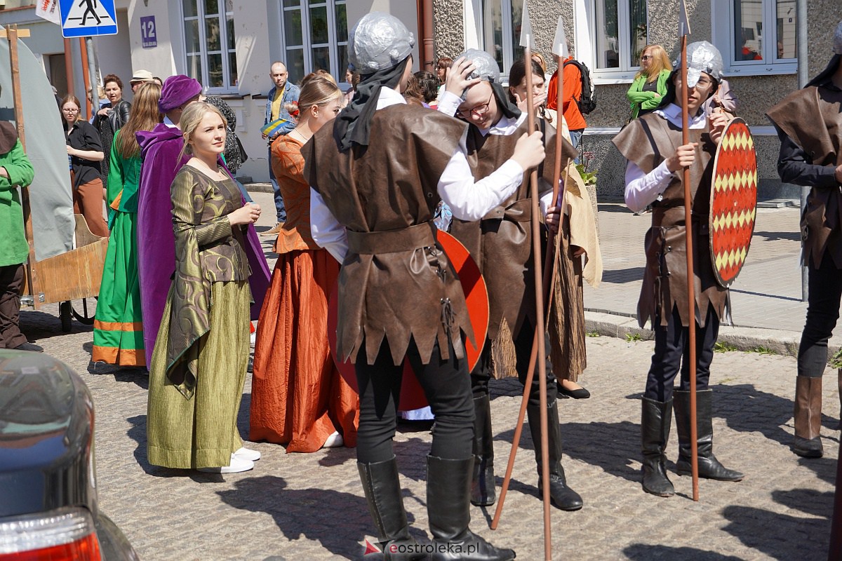 Parada historyczna z okazji 650-lecia miasta [12.05.2023] - zdjęcie #179 - eOstroleka.pl